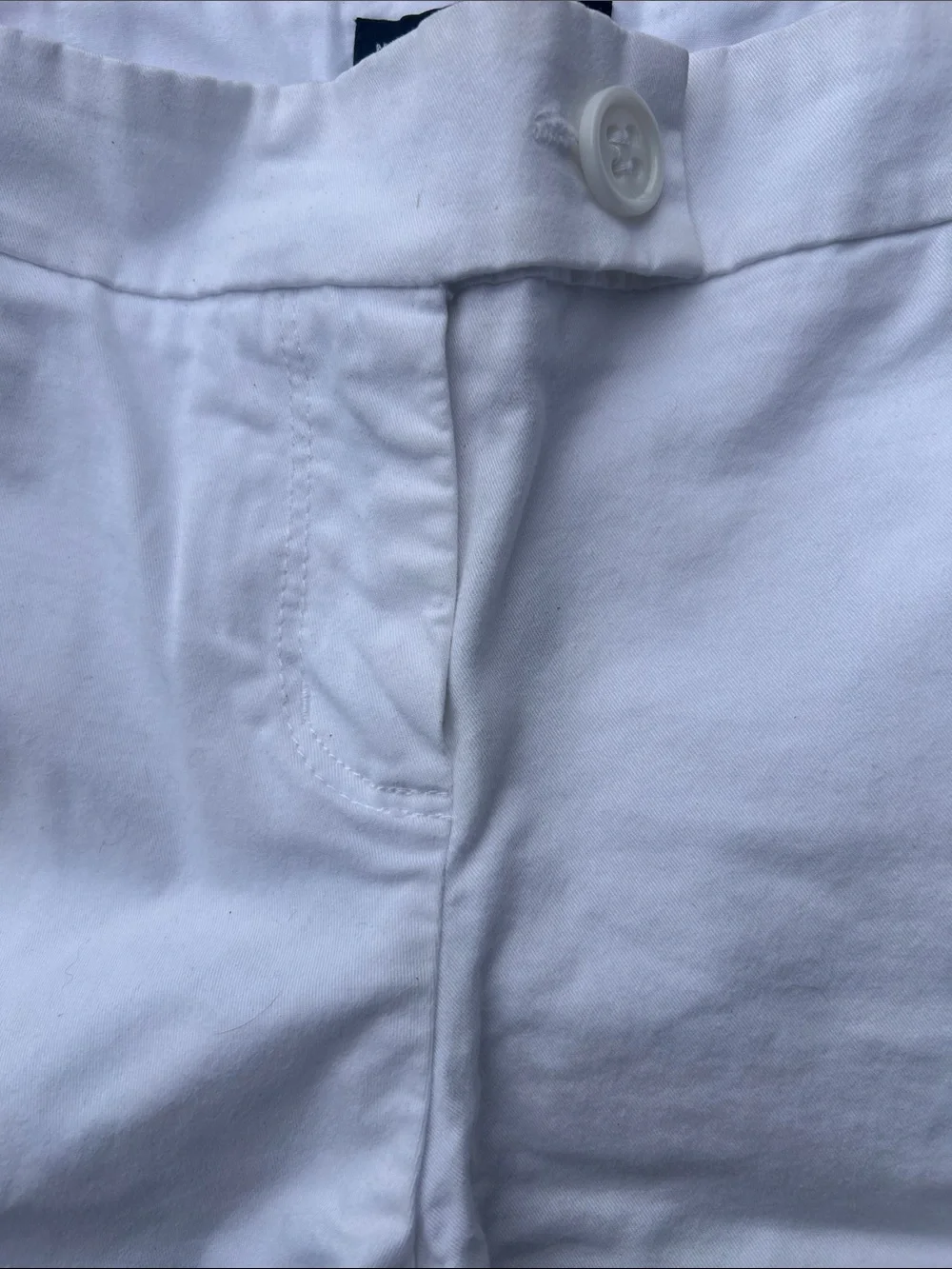 New York & Company White women’s Shorts Size 4 EUC